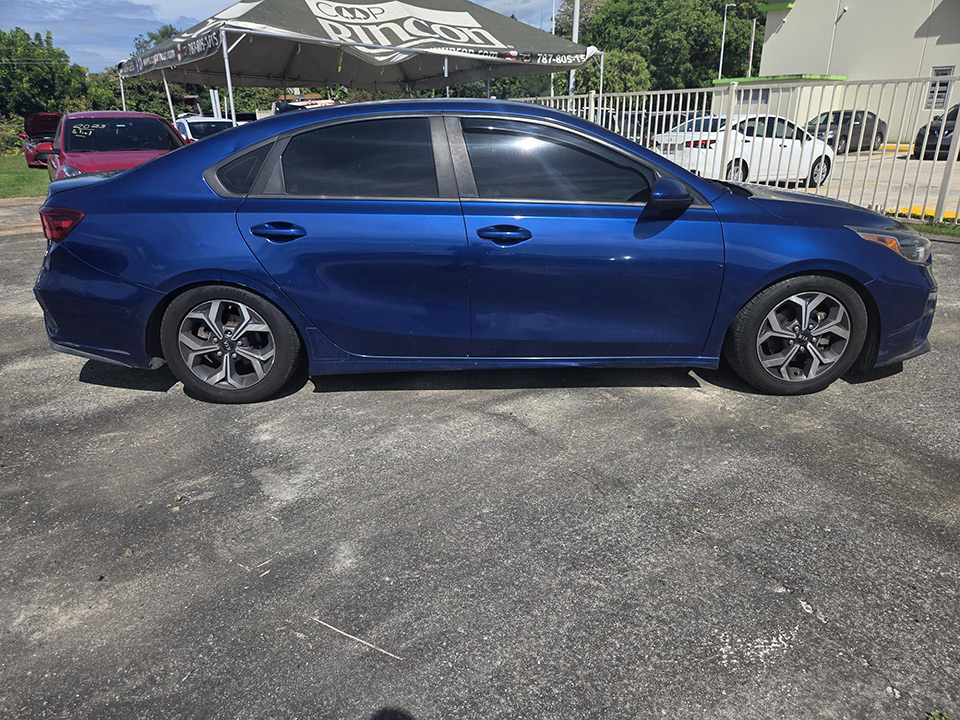 Kia-Forte-2020-4